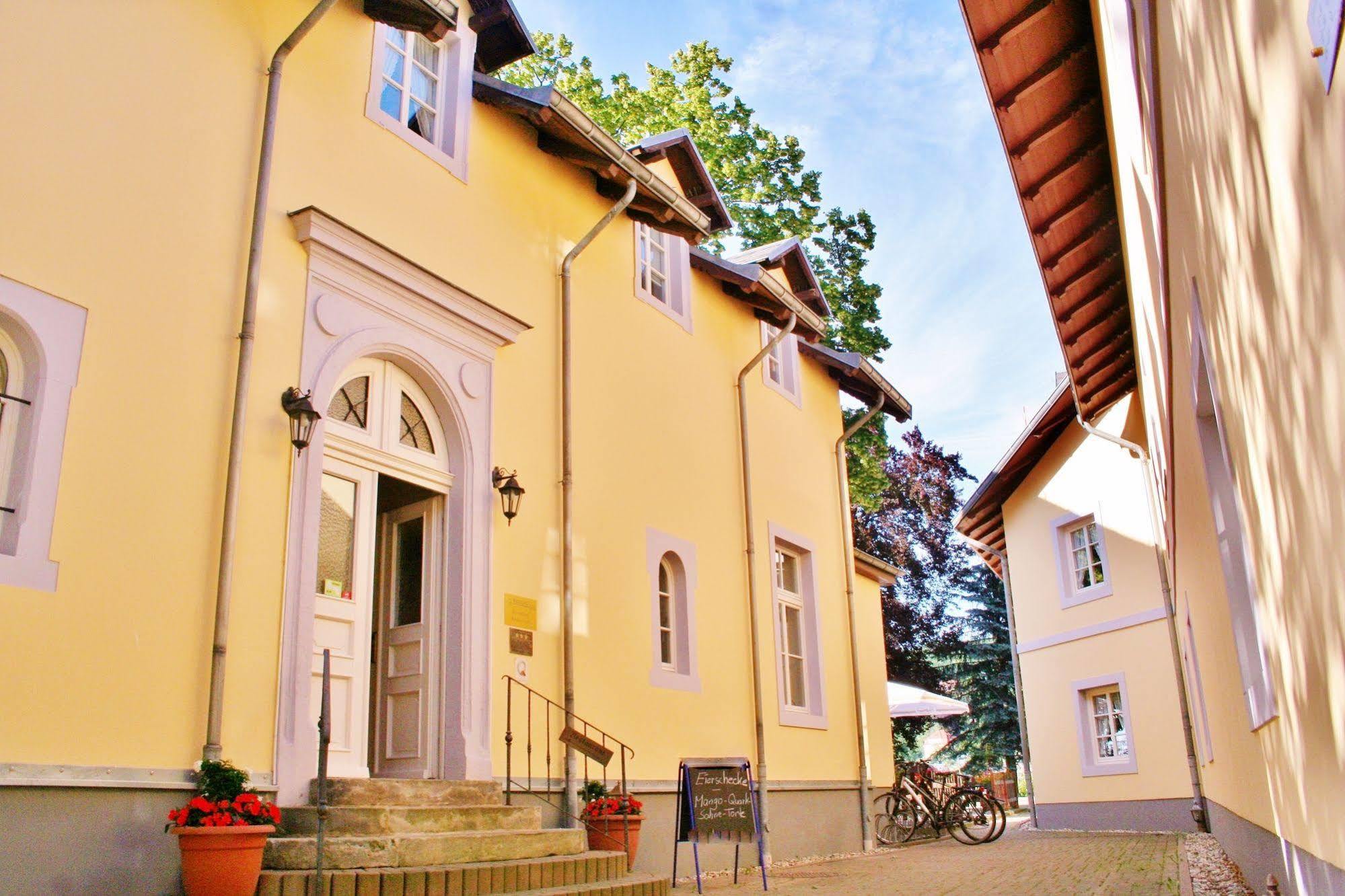 Hotel Alttolkewitzer Hof Dresden Exterior photo